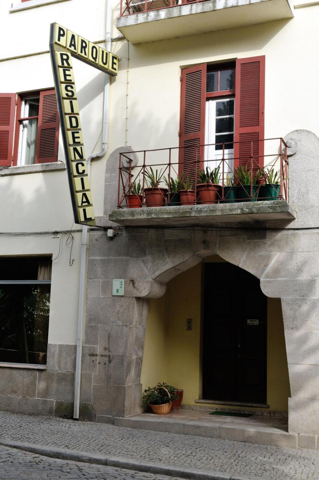 Residencial Parque Acomodação com café da manhã Celorico Da Beira Exterior foto